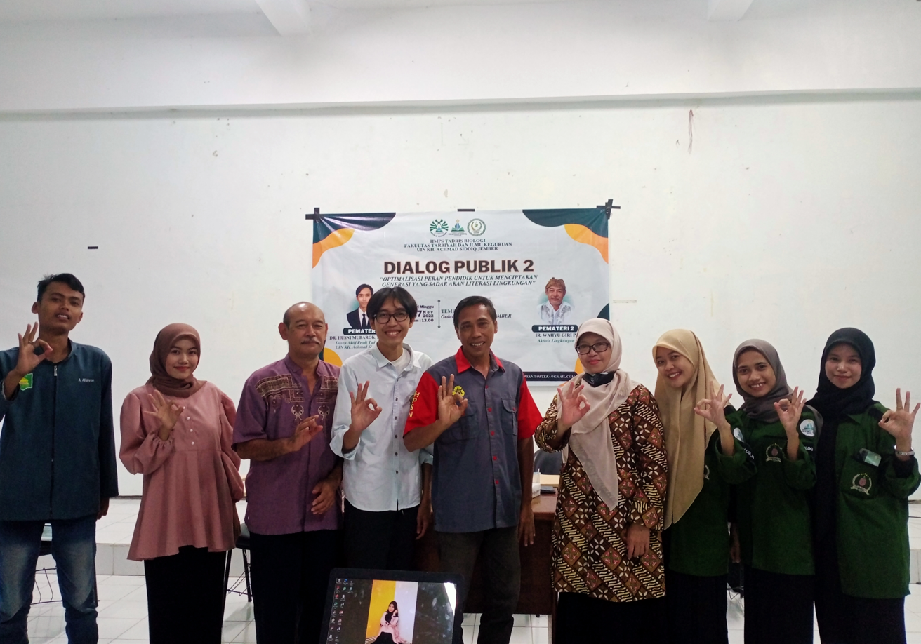 Dialog Publik 2: Optimalisasi Peran Pendidik Untuk Menciptakan Generasi yang Sadar Akan Literasi Lingkungan